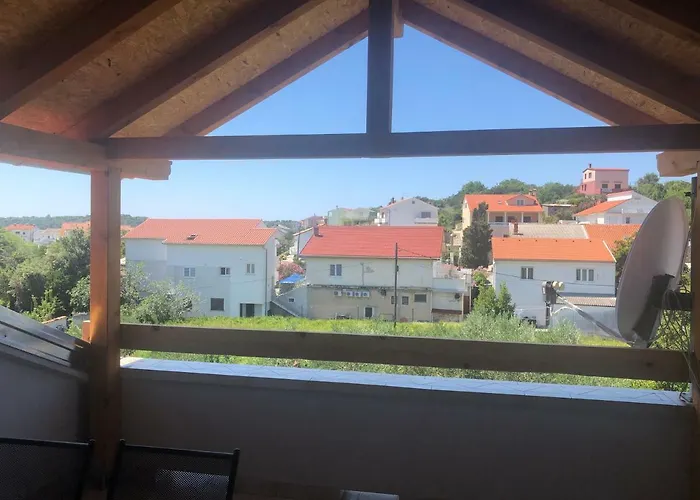 Adriatic Rab 公寓 Palit